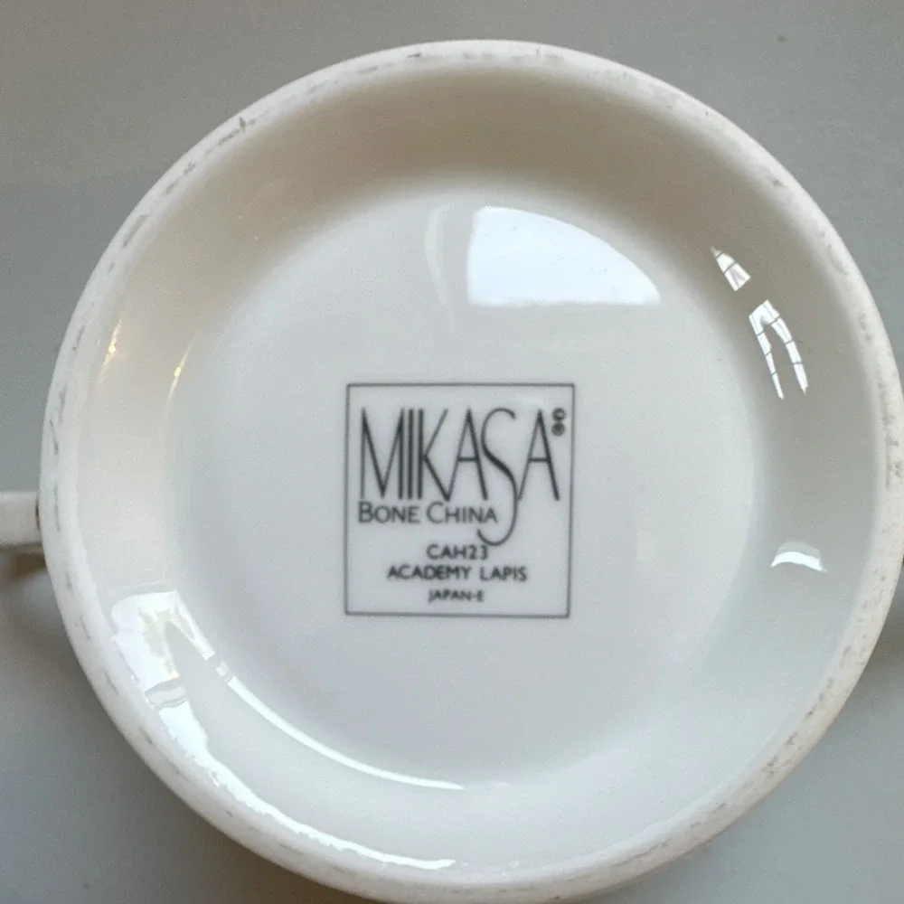 Mikasa Academy Lapis CAH23 Bone China Sugar Bowl with Lid Cobalt Blue Gold Japan